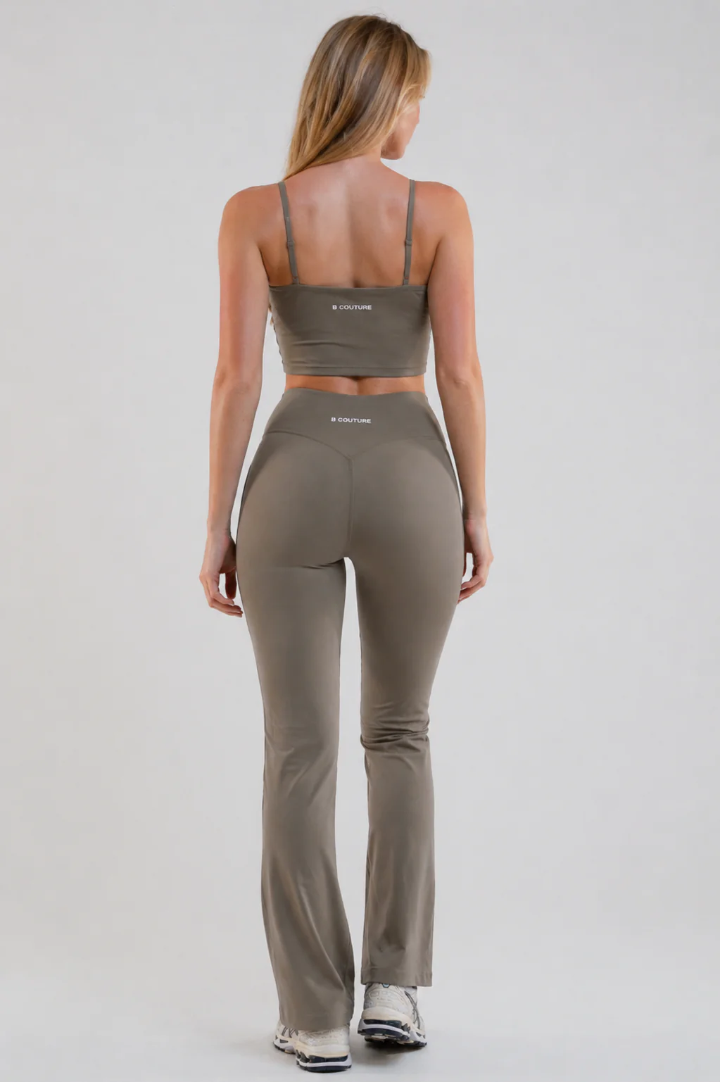 Kairo High-Waisted Flared Leggings - Olive - Image 4